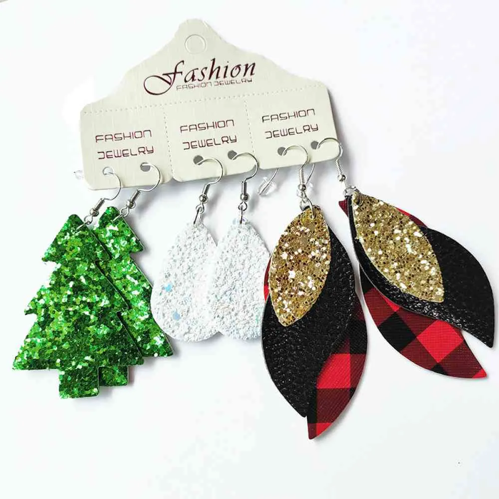 *APP EXCLUSIVE* Christmas Earrings Set