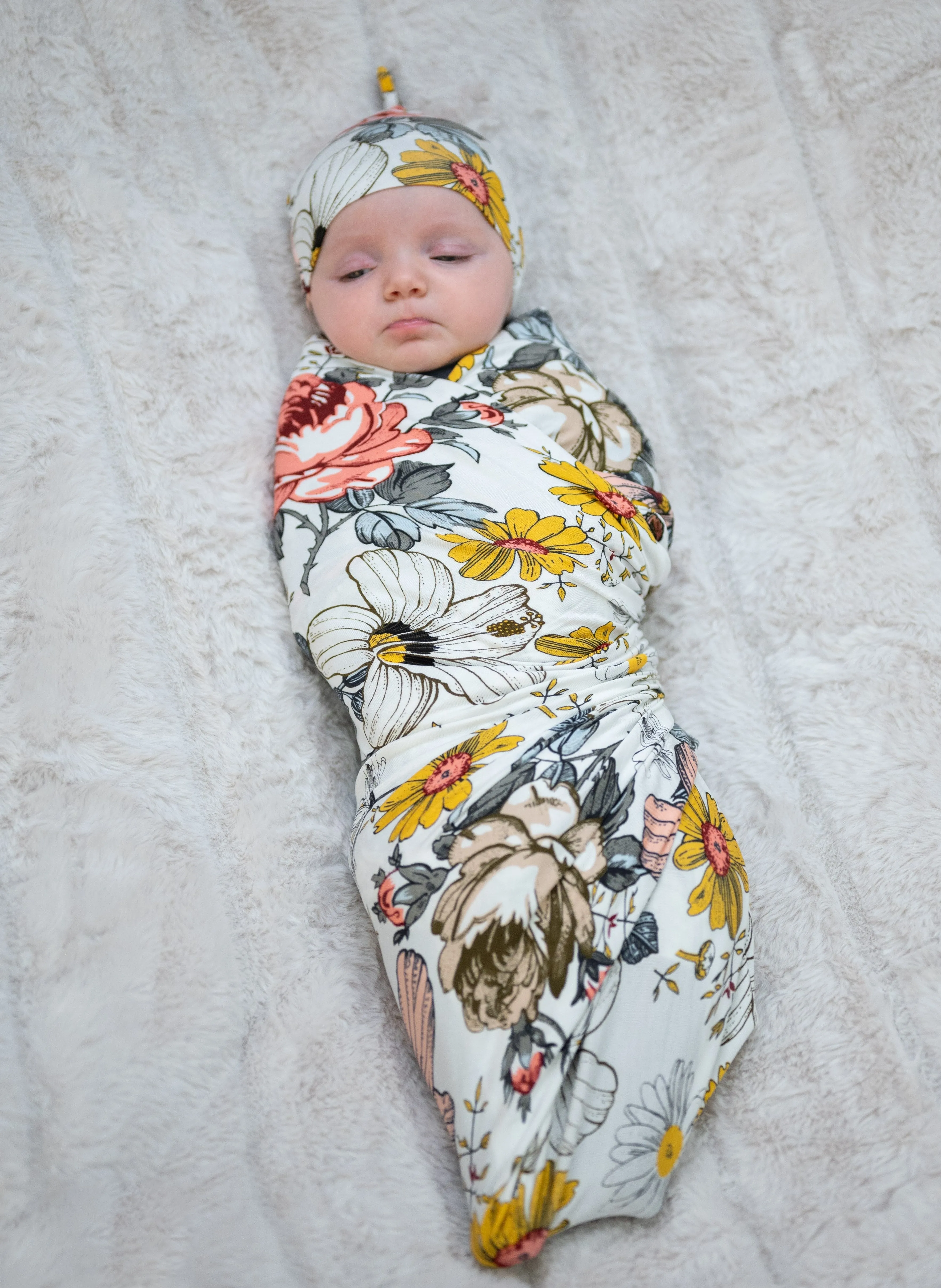 Baby Swaddle Set: Vintage Floral