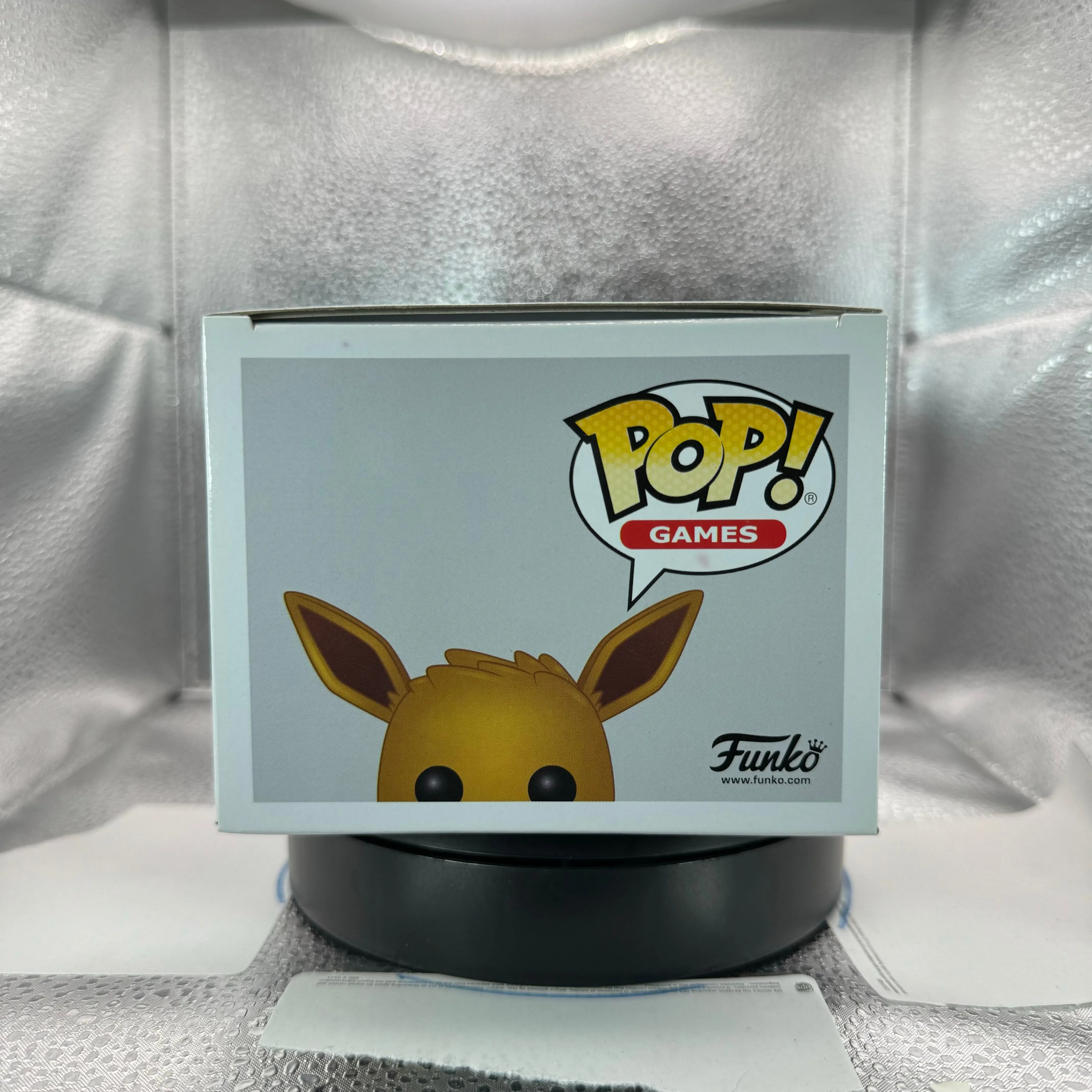 POP Games: Pokémon - Eevee Flocked Official Con Sticker